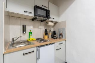 Quiet - 4 Guests - Self Check-in - Netflix - 35m2 - 6