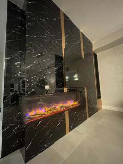 Navigate Stays Canada Luxury Hot Tub Retreat Home - 2