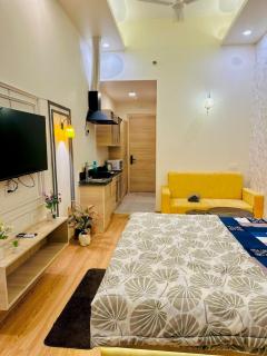 The forest stay at gaur city mall - 0