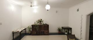 STAYORA'S The Yellow House - 6