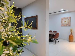 High standing 4 bedroom apartment - 8