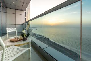 sea view 2 bedroom apartment ajman - 8