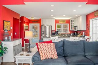 Family-friendly Home Hot Tub Lake View & Pool Access - 4