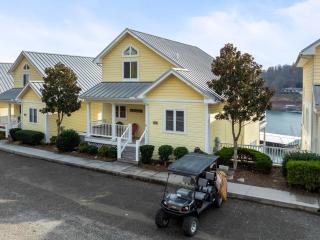 Family-friendly Home Hot Tub Lake View & Pool Access - 5