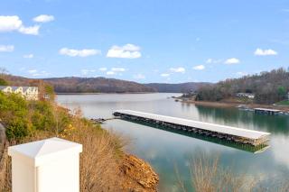 Family-friendly Home Hot Tub Lake View & Pool Access - 3