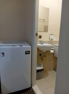 Coho The Hermosa - Staycation Studio Unit and Balcony View with Swimming Pool and Open Court access - 3