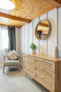 Spacious Apt near Brienz with Hot Tub & Parking - 6