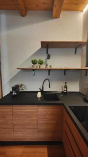 Boutique Alpine Three-Bedroom by SupaStays - 5