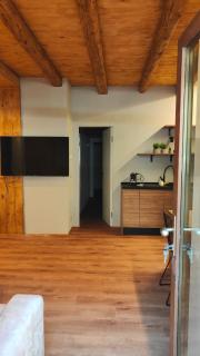 Boutique Alpine Three-Bedroom by SupaStays - 0