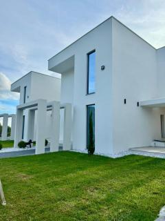 Inception Luxury Villas - 7