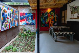 Gillford Alley luxury bachelor living - 4