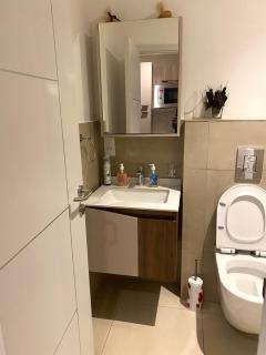 Belrose Place Studio Apartment - 5