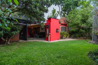 Gillford Alley luxury bachelor living - 9