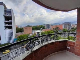 MEDELLIN ALOJAMIENTO EN Laureles - 5