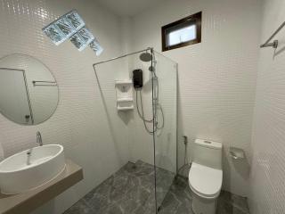 Oak House by Julie Pc - 7