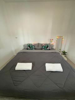 Oak House by Julie Pc - 2