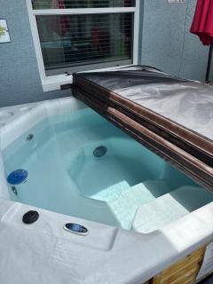 WOW Free Heated Pool and Hot Tub Modern Home 3 Miles To The Beach - 8