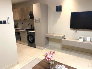 Belrose Place Studio Apartment - 7