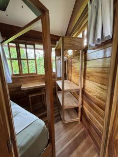 Treehouse-Apartment for 3, 2bedrooms, KBB - 1