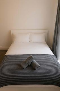 Spacious 4-Bedroom Home Near Eastville Park - 9