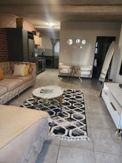 The pentagon luxury - 5