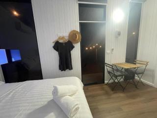 Billy Button by Tiny Away - 3