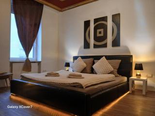 HONOR - Urban NEU RENOVIERT - 0