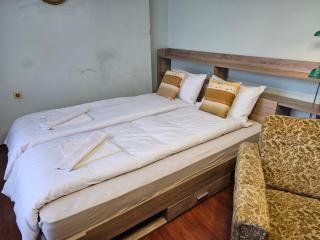 Affordable 3BR near Centre - 6