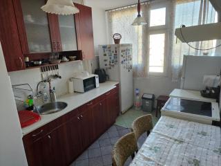 Affordable 3BR near Centre - 2