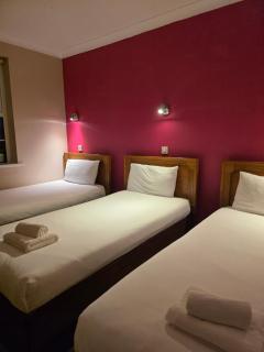 The Bailey Gastro Bar - 8