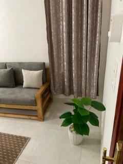 Luxe Nest Guest House Apartment 21 - 5