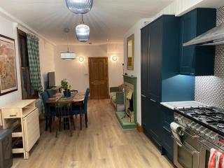 "Ivyholme" Superb Premium House in Central Durham Location - 1