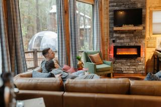 Forest Wellness Getaway Sauna Hot Tub Games - 3