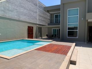 Casa c/ Piscina e Churrasqueira THG0006 - 9