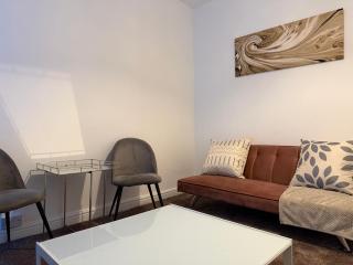 City Centre with Ensuite With Each Room Wakefield - 2