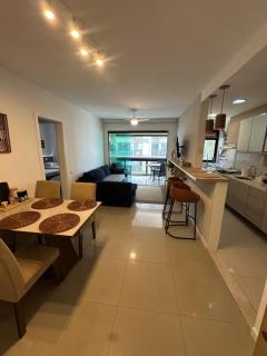 Condomínio Frontal Mar na Barra P6 - 8