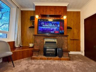 Modern 3Bed Doncaster Home with Vintage Charm - 5
