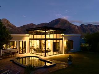 Lovely House with stunning views - 9