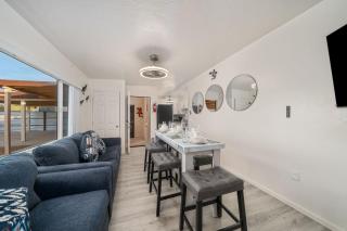 3BR 2BA Comfy Home with Jacuzzi - 5