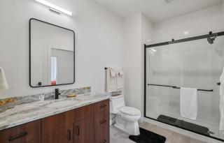 Modern Downtown Detroit 2BR Retreat - 0