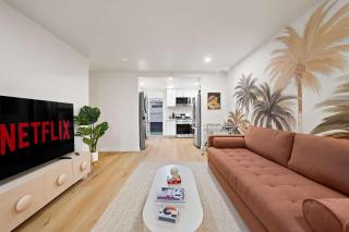 Explore North Park Chic 2br with Fire Pit Sleeps 6 - 2