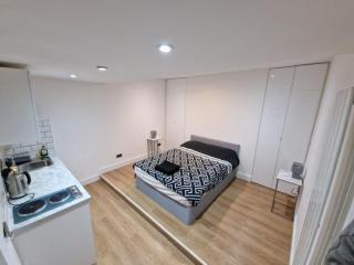 Cosy studio by Emirates Stadium 1 stop to Eurostar - London - 0