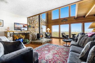 Fantastic Beach View! Oregon Escape with Game Room - 8