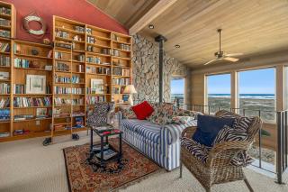 Fantastic Beach View! Oregon Escape with Game Room - 7