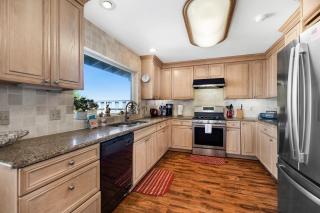 Fantastic Beach View! Oregon Escape with Game Room - 2