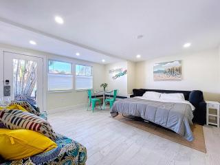 Seas The Day from this updated 2 bed 2 bath steps to beach - 3