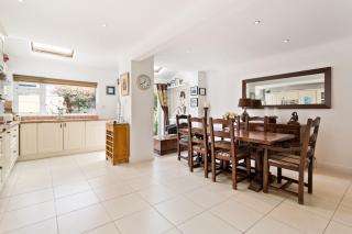 4 bed private semi-detached, - 1