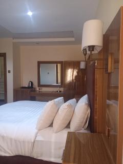 Helen Terrace Hotel -  - 6