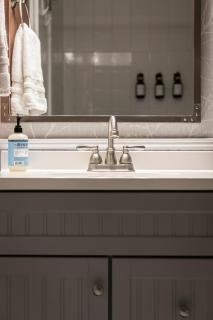 Downtown Riverfront Condo unit 780 - 8