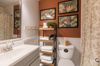 Downtown Riverfront Condo unit 780 - 7